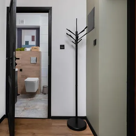 Port By Renters